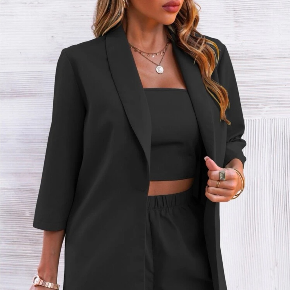 “The Boss” black tube top, shorts and single button blazer - Picture 9 of 10